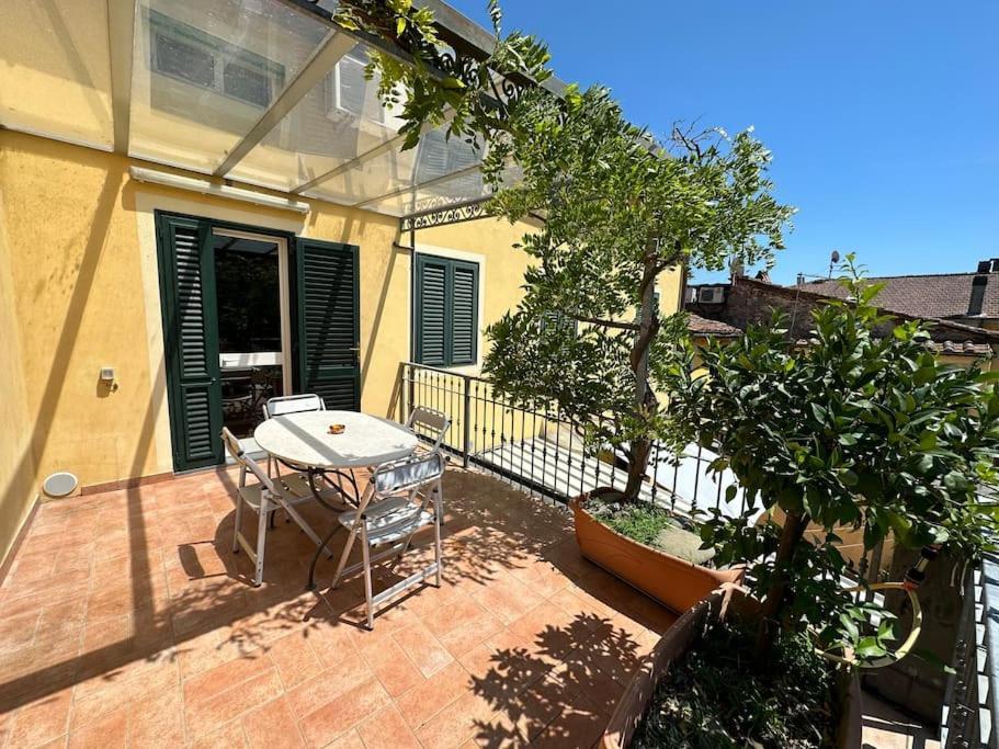 Nicola Apartment Lucca Bagian luar foto