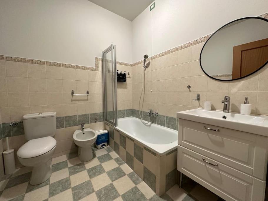 Nicola Apartment Lucca Bagian luar foto